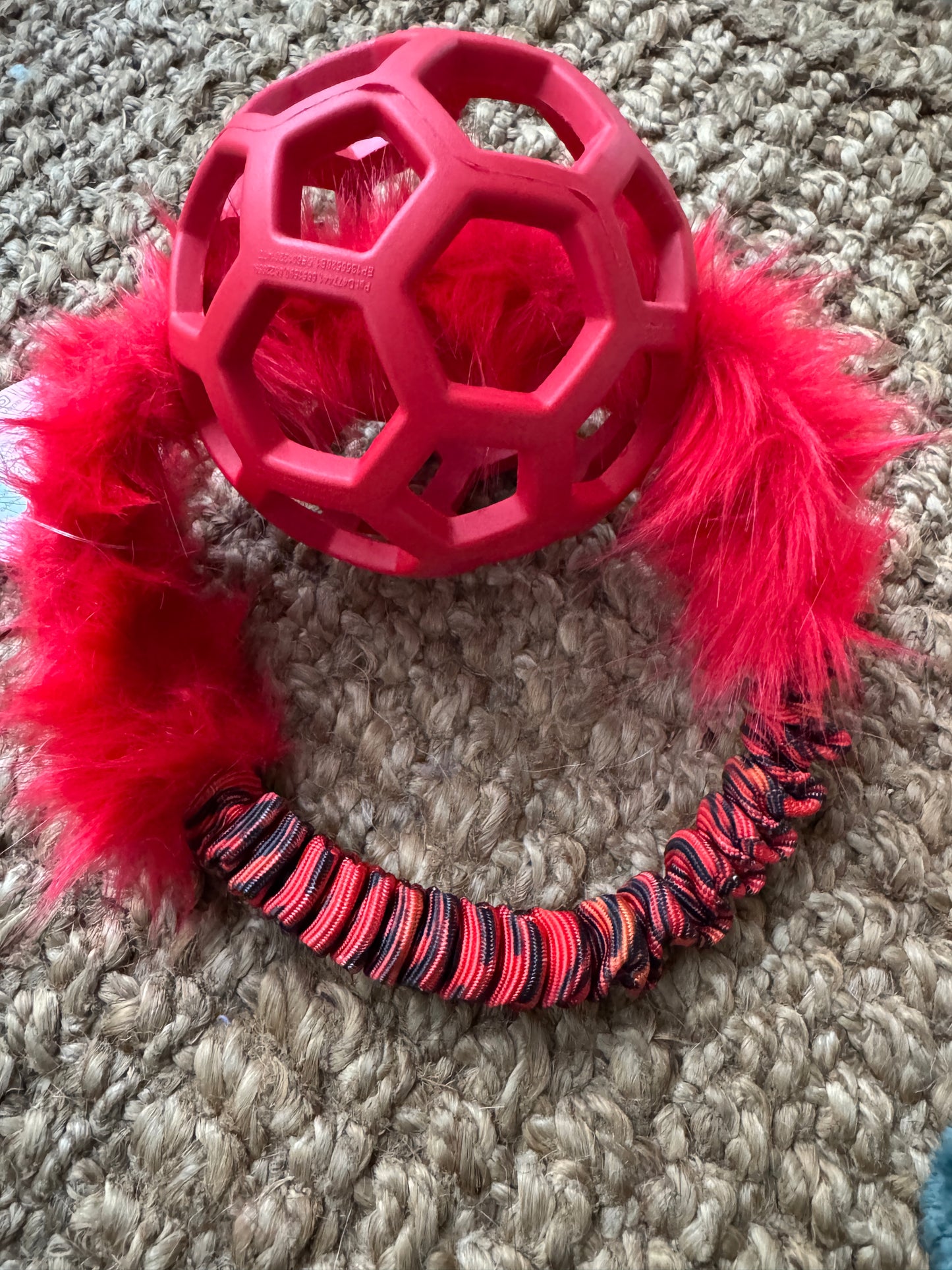 JW Holee Roller Balls with Bungee Ring & Faux Fur