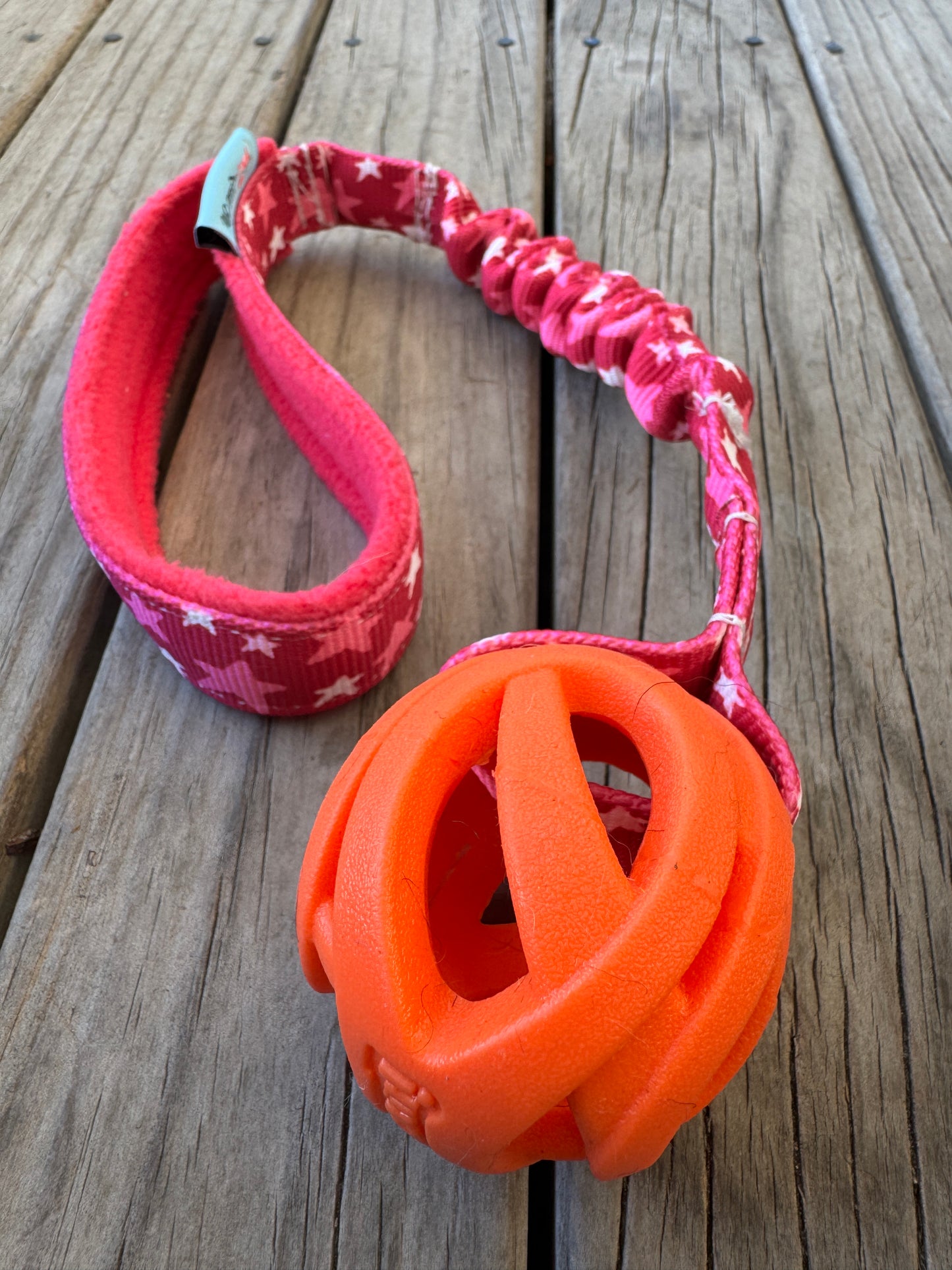 'Furless' Bungee Handle Ball Tugs