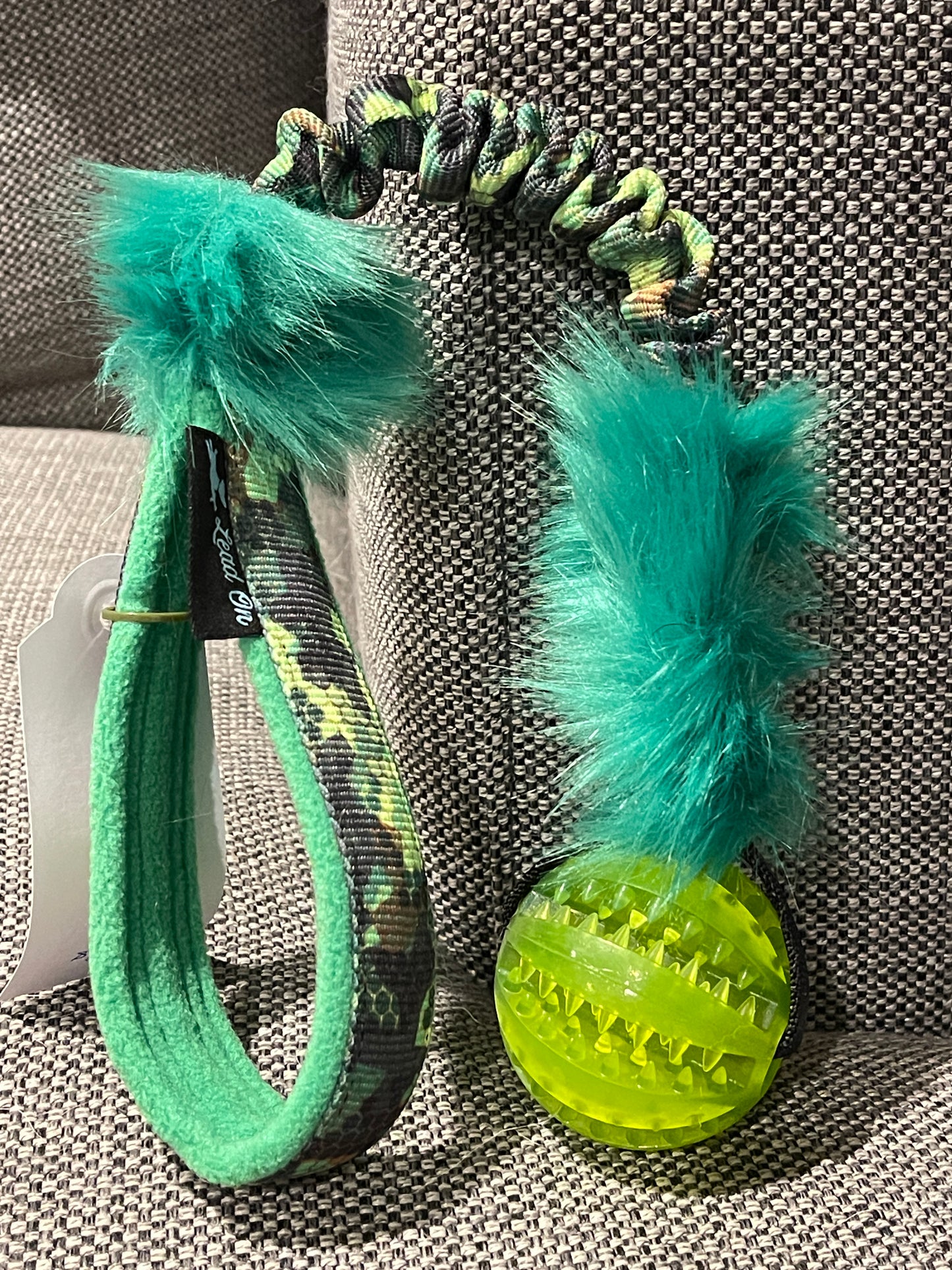 Treat Ball Tugs