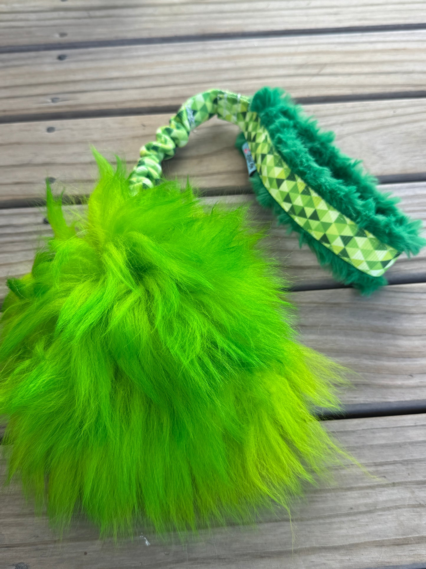 Squeaky Sheepy Puff Bungee Tugs