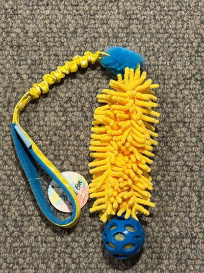 Moppy Tug  with ball