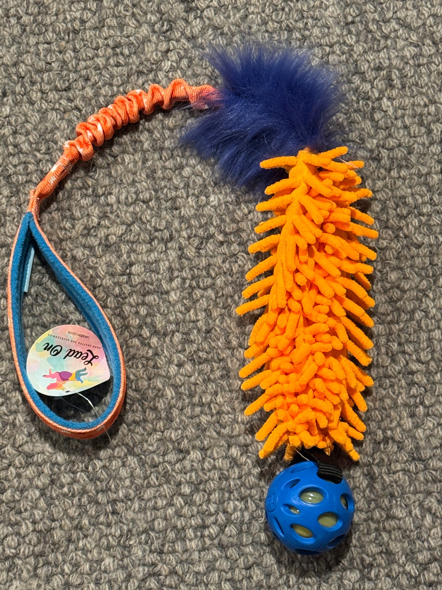 Moppy Tug  with ball