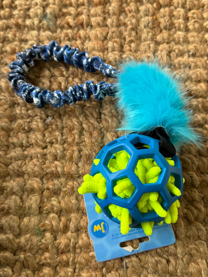 Moppy stuffed JW Hol-ee Roller Ball Tugs - Pocket Handle