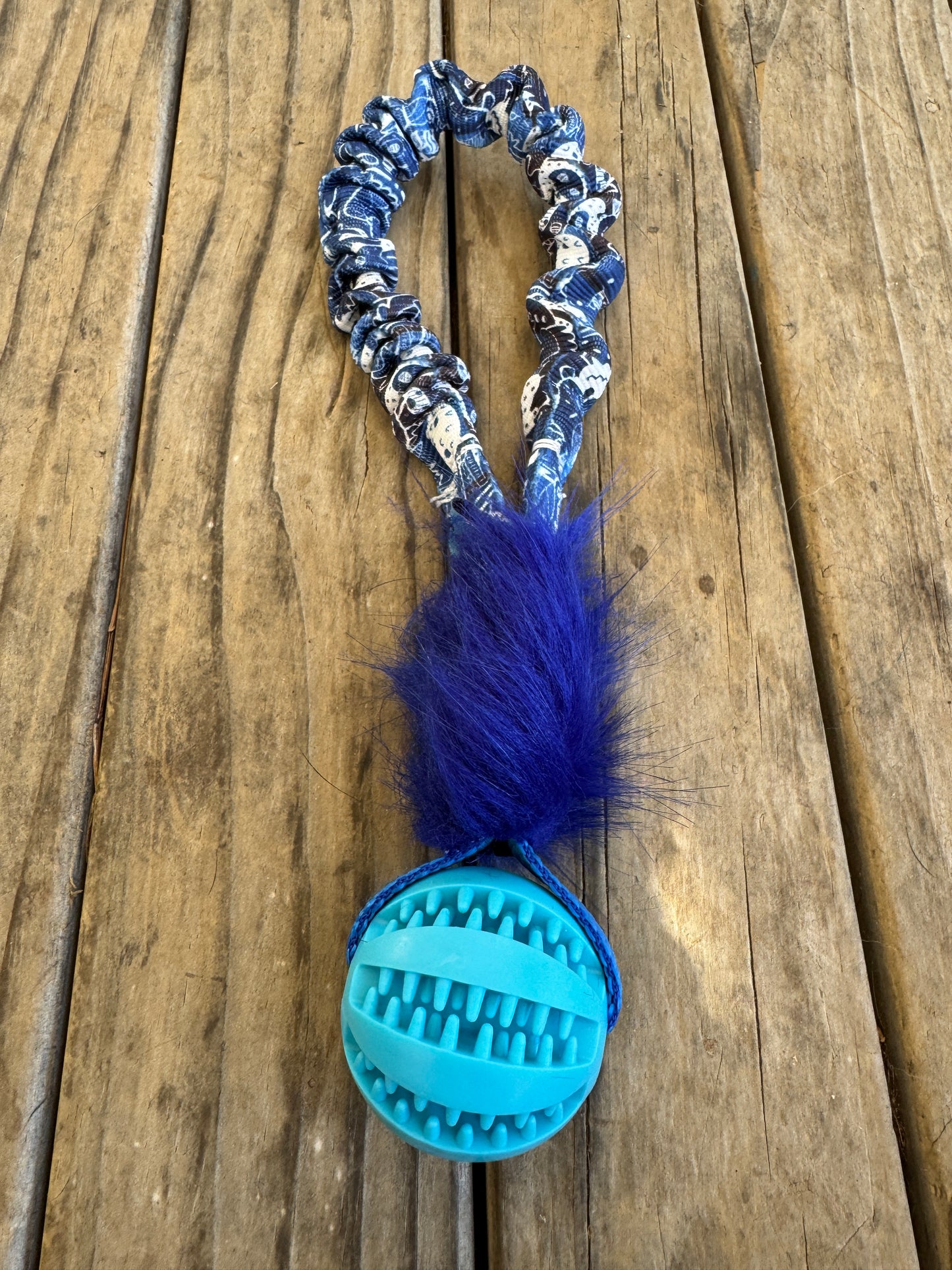 Pocket Bungee Treat Balls