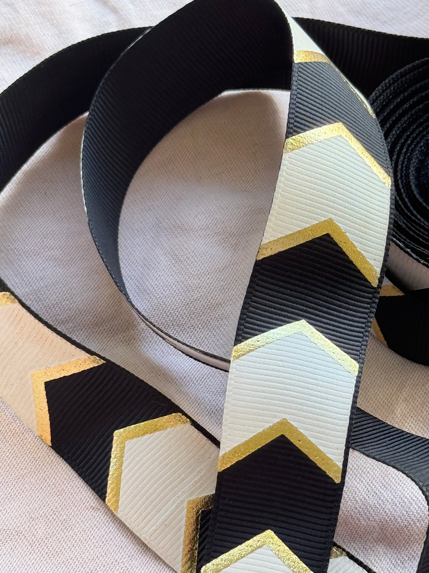 Black/White Ribbon Options