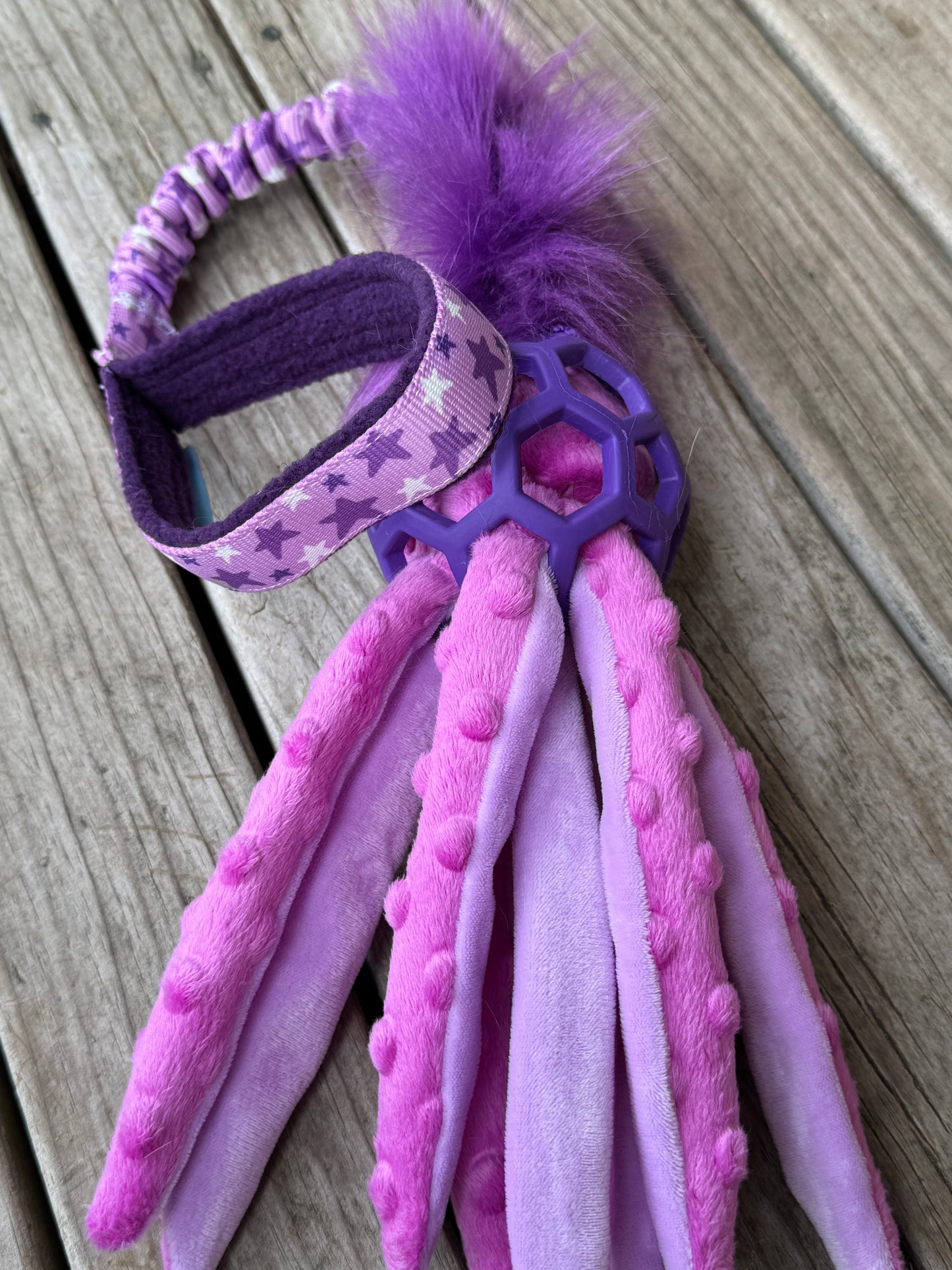 JW Roller Ball Tugs - Octopus Crinkle/Squeak stuffed