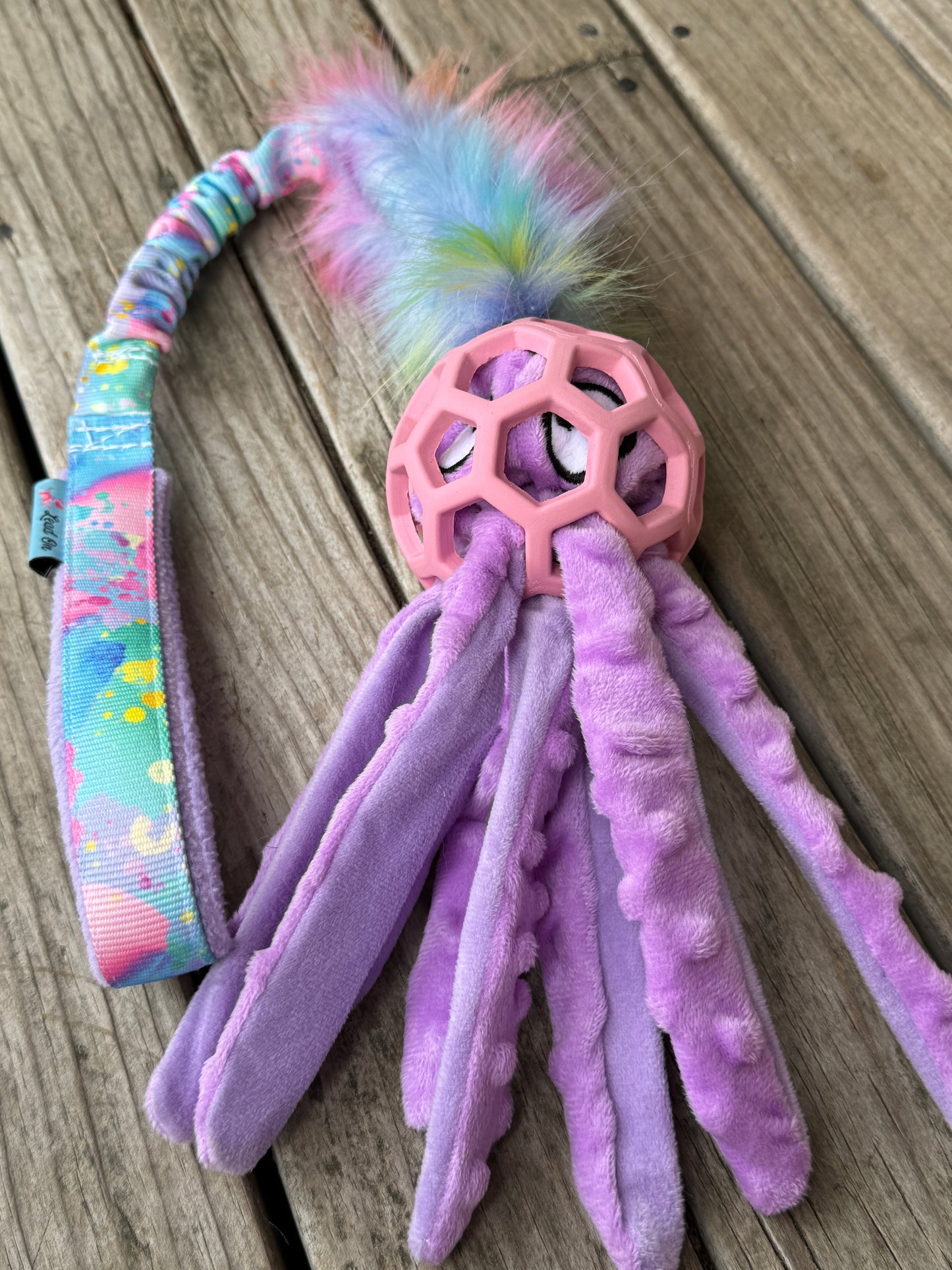 JW Roller Ball Tugs - Octopus Crinkle/Squeak stuffed