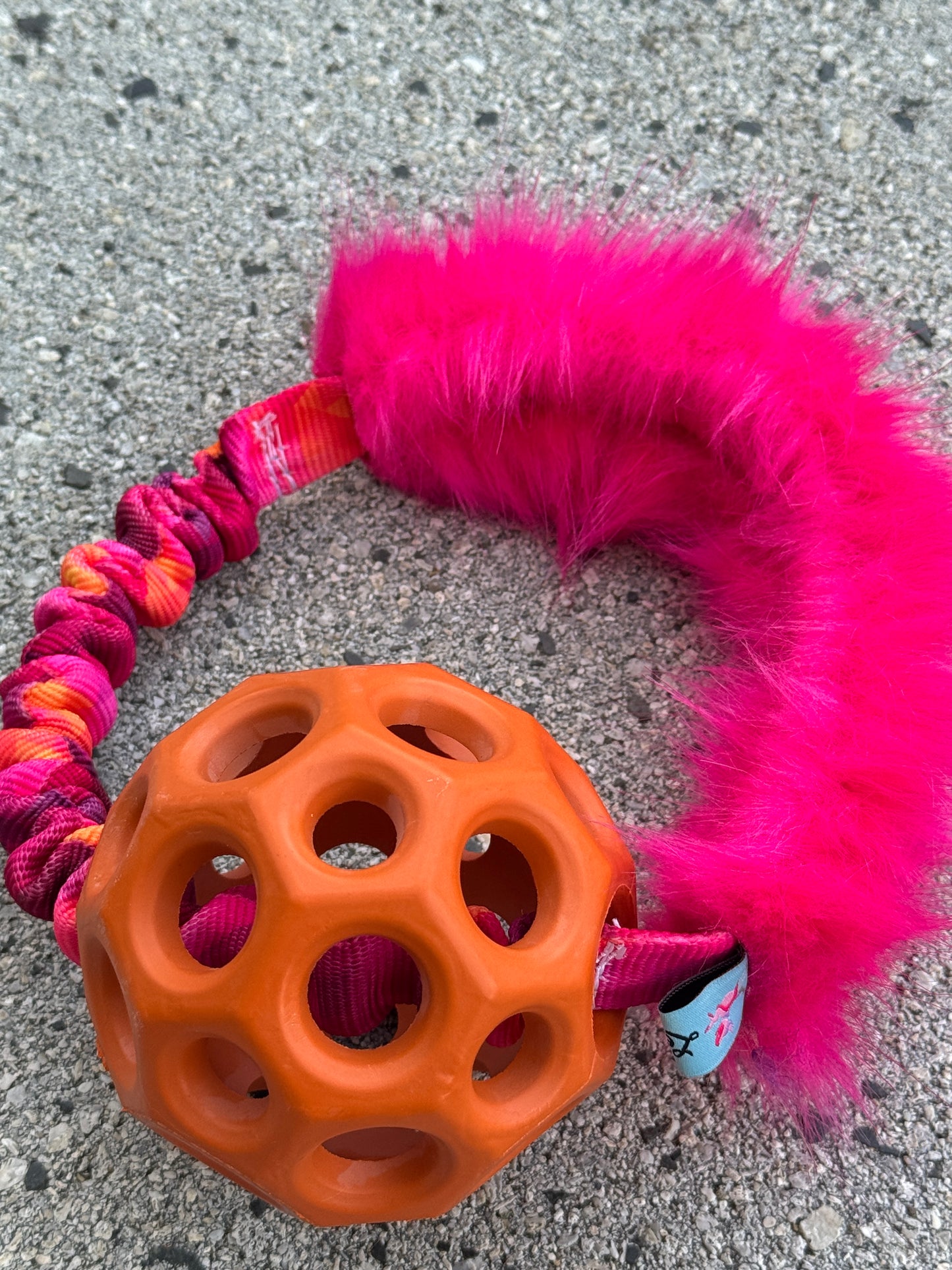 NEW Gor Ball with Bungee Ring