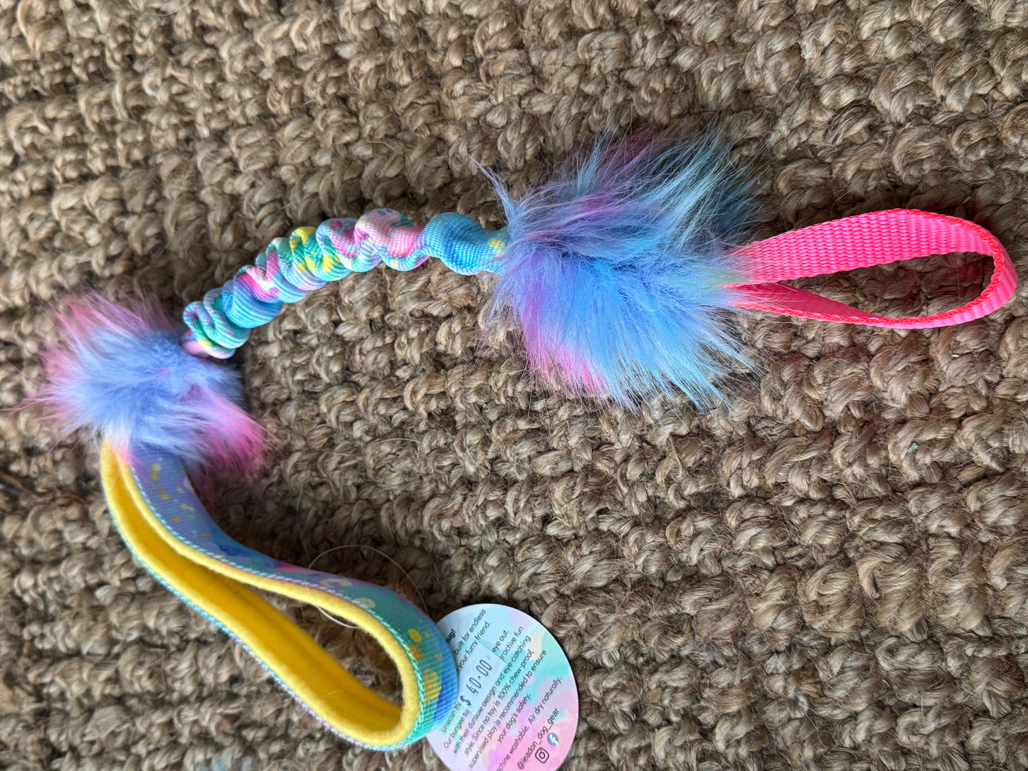 Handle with Bungee - for use with Loop Attachment Toys