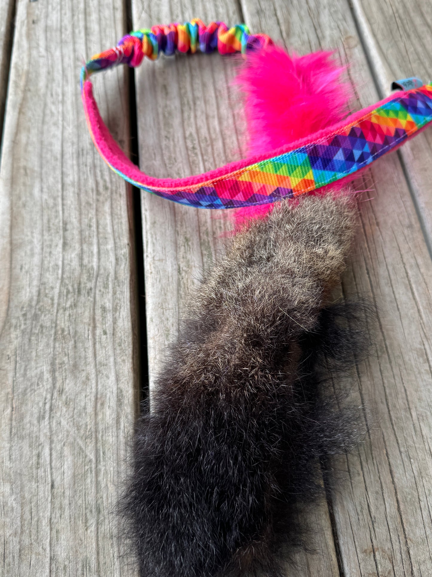 Single Possum Tail - Bungee Handle Tug