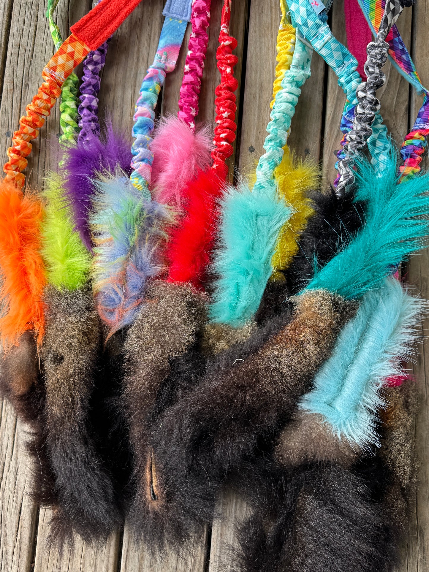 Single Possum Tail - Bungee Handle Tug