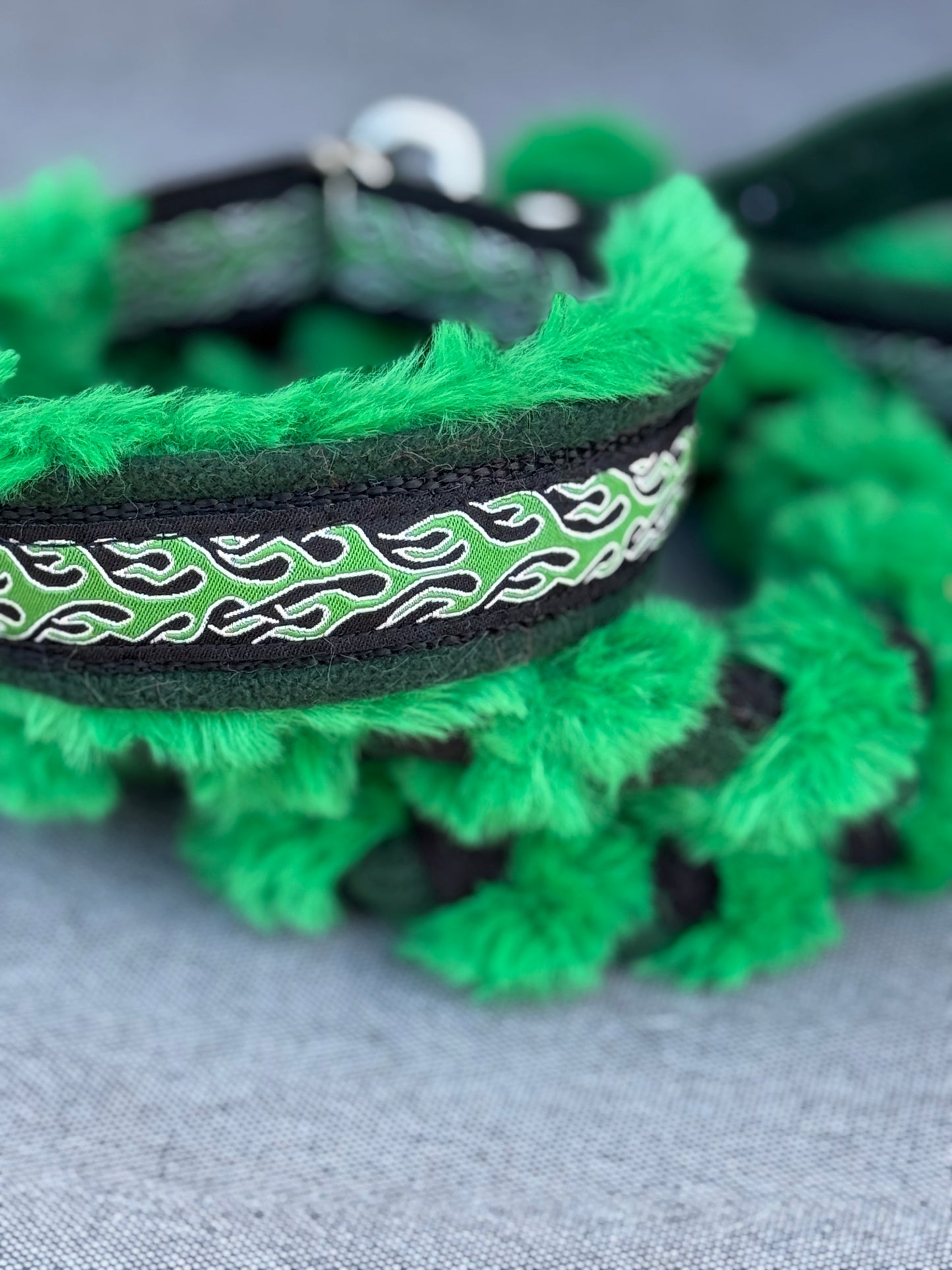 Fur Options for Braided Lead Sets