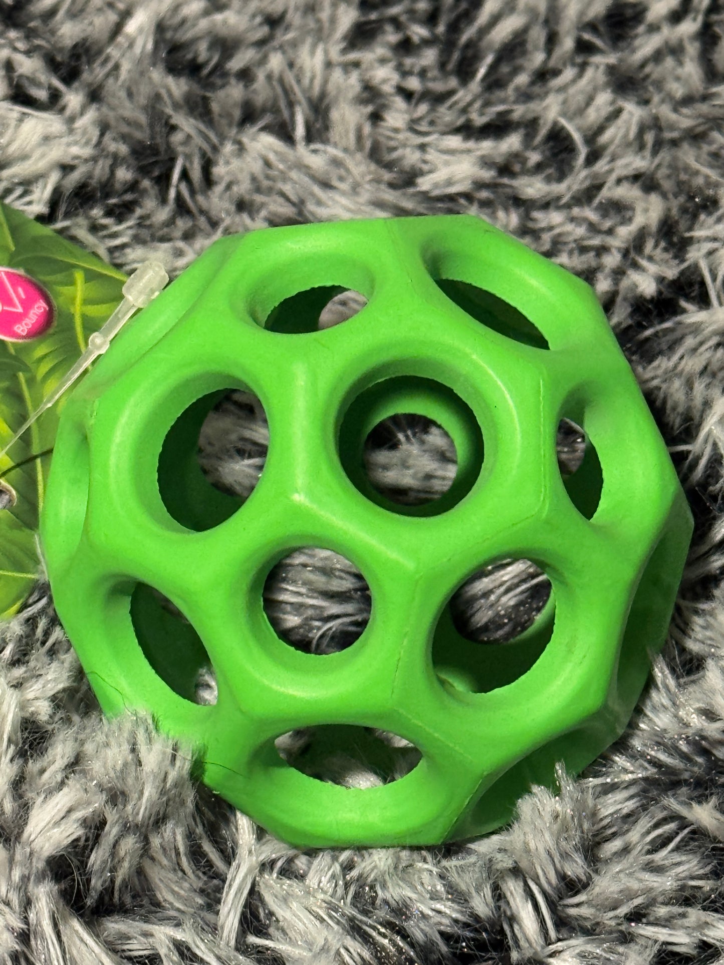 NEW Gor Ball