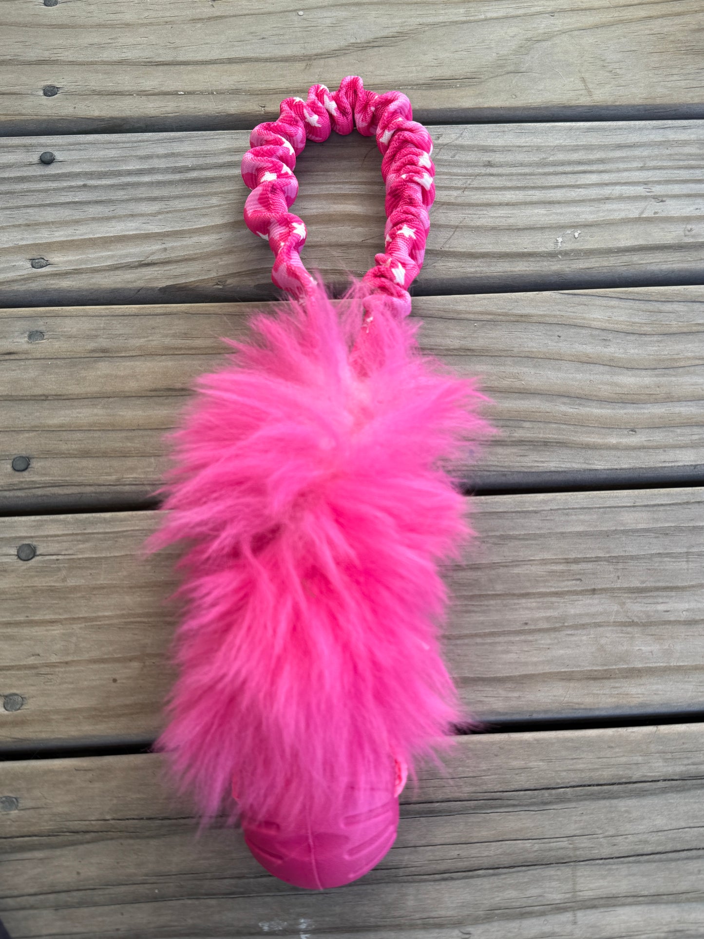 Sheepy Pocket tug with ball