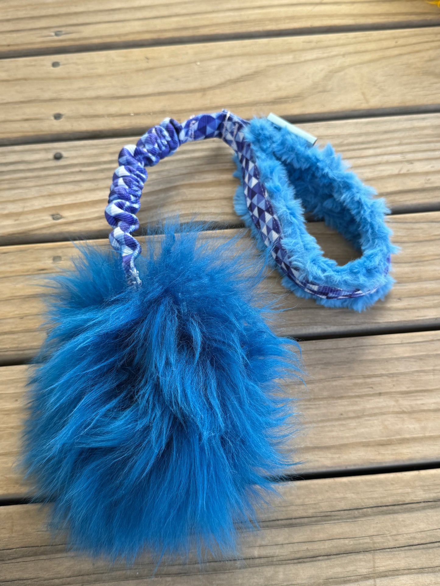 Squeaky Sheepy Puff Bungee Tugs